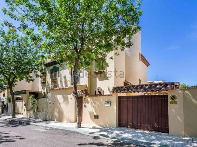 Casa en alquiler en Bormujos, Andalucía