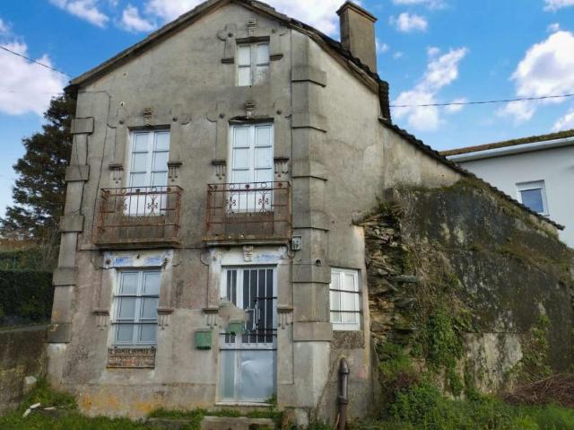 Casa en venta en Fene, Ferrol