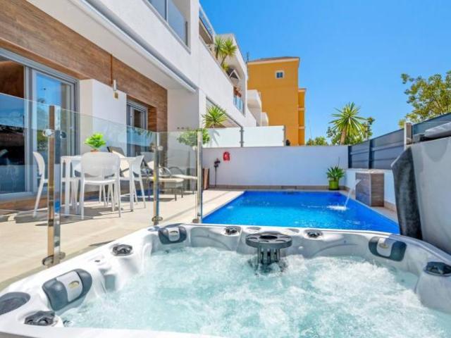Casa en venta en Formentera Del Segura, Los Palacios