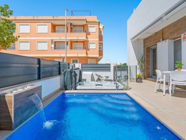 Casa en venta en el Baix Segura / La Vega Baja, Valencia