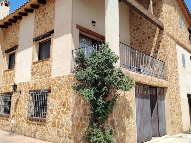 Casa en alquiler en Huerta Del Marquesado, Castilla-La Mancha