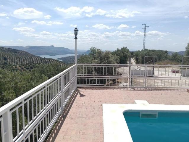 Casa en venta en Iznájar, Andalucía