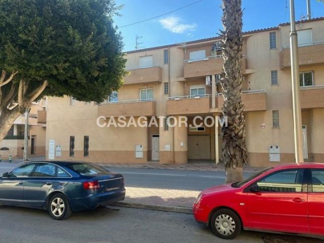 Casa en venta en Jacarilla