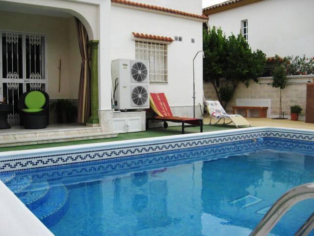 Casa en venta en La Carlota, Andalucía