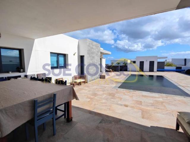 Casa en venta en Costa Teguise, Teguise