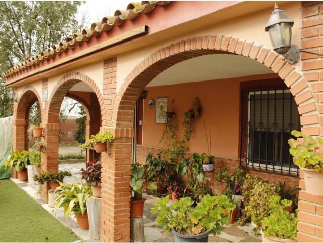 Casa en venta en La Carlota, Andalucía