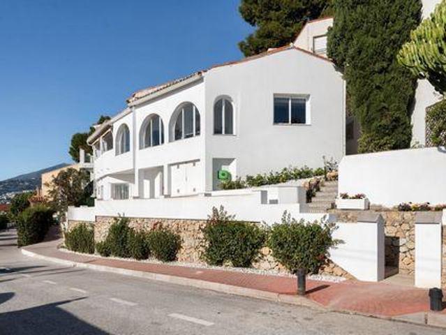 Casa en venta en Nueva Andalucía, Costa del Sol Occidental