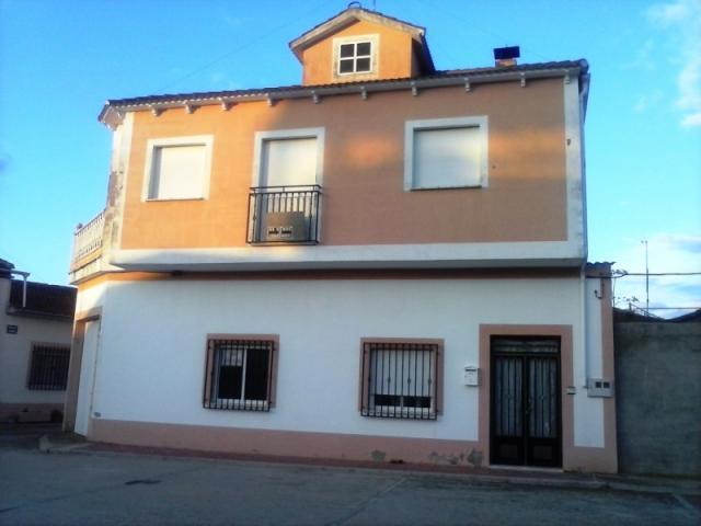 Casa en venta en Pedrosillo De Alba