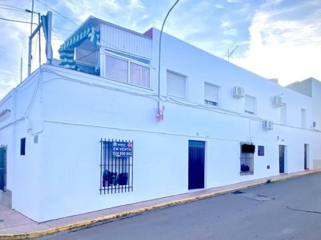 Casa en venta en Santa Marta, Badajoz