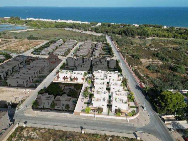 Casa en venta en la Marina, el Baix Vinalopó
