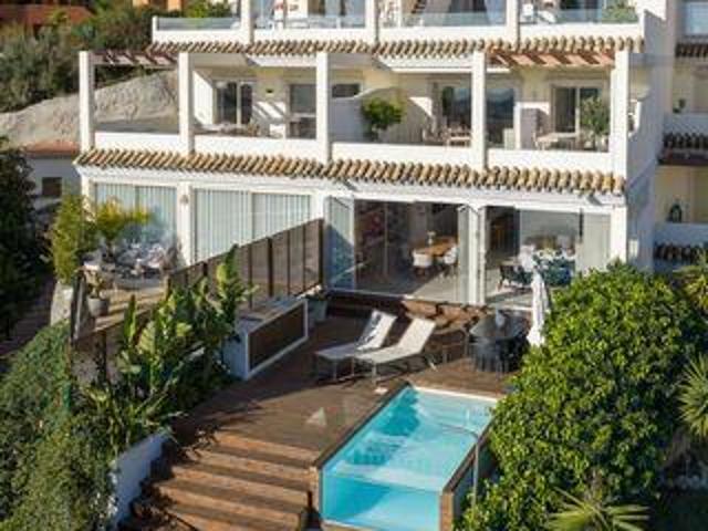 Apartamento en venta en Nueva Andalucía, Costa del Sol Occidental