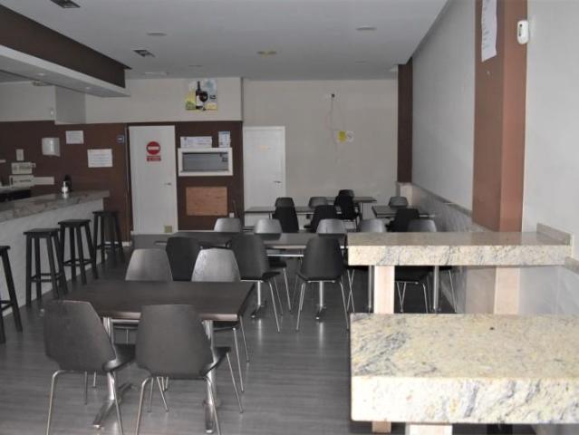 Local Comercial en venta en As Viñas, Arteixo
