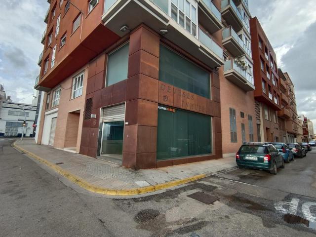 Local Comercial en alquiler en Oliva