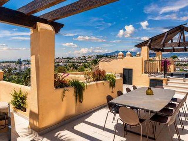 Ático en venta en Atalaya, Costa del Sol Occidental