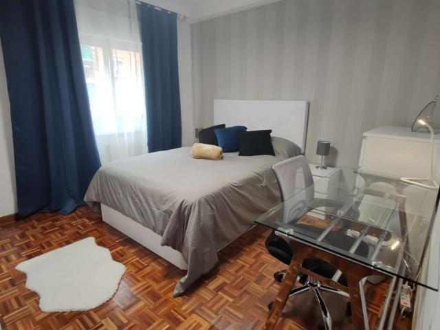 Habitación en alquiler en Alcalá De Henares, Madrid