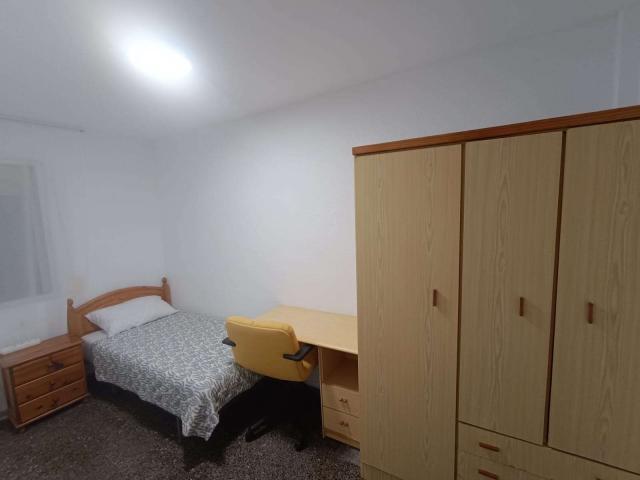 Habitación en alquiler en Alacant / Alicante