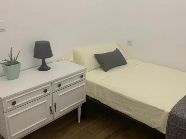 Habitación en alquiler en Altossano, Alicante