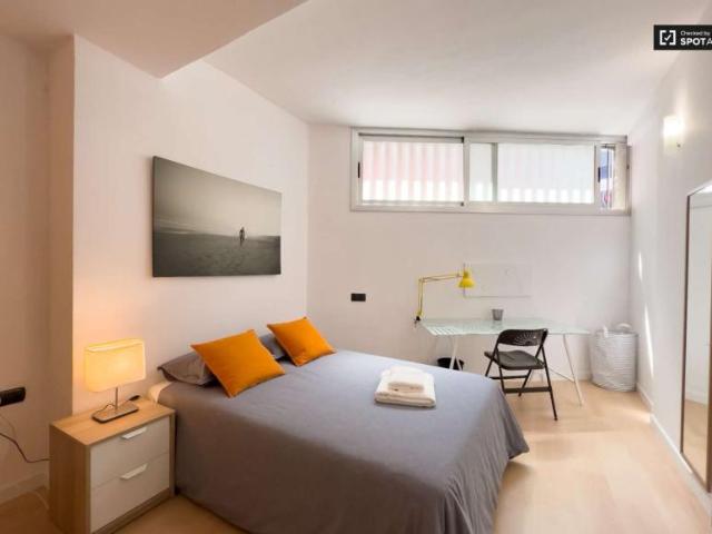 Habitación en alquiler en Barcelonès, Catalunya