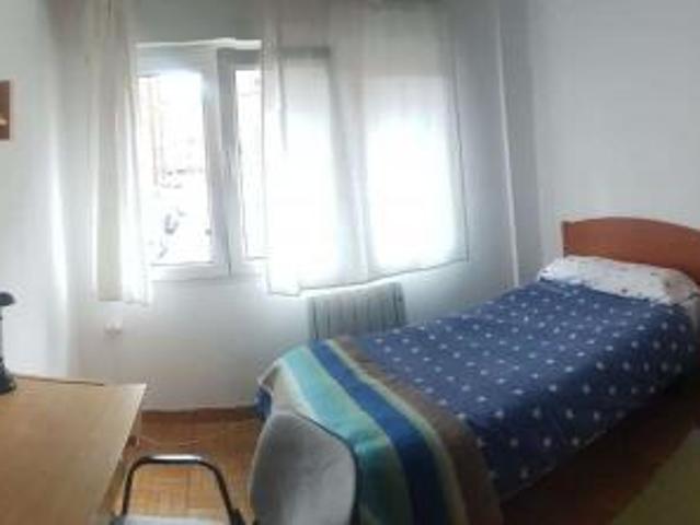Habitación en alquiler en Oviedo, Asturias