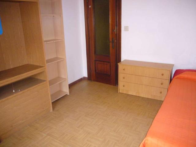 Habitación en alquiler en Oviedo, Asturias