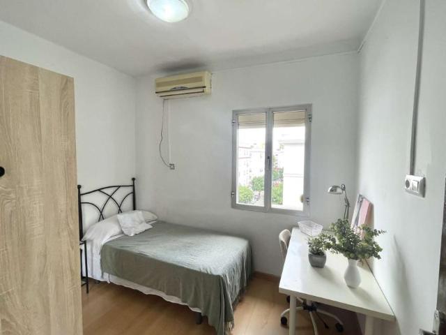 Habitación en alquiler en Sevilla, Andalucía