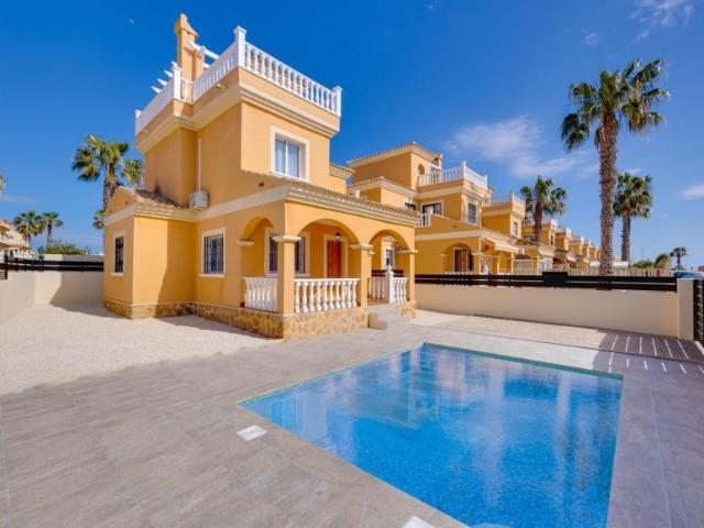 Chalet en venta en Urbanización Lo Crispín, el Baix Segura / La Vega Baja