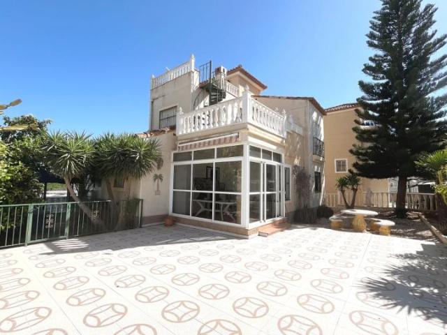 Chalet en venta en Montebello, el Baix Segura / La Vega Baja