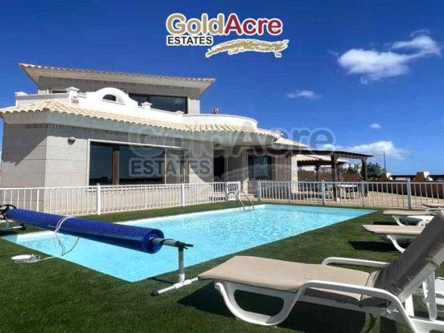 Chalet en venta en Antigua, Canarias