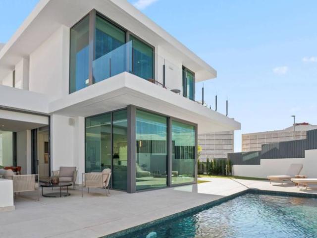 Chalet en venta en la Marina Baixa, Valencia