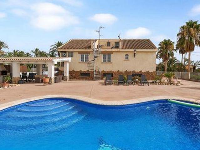 Chalet en venta en Molins, el Baix Segura / La Vega Baja