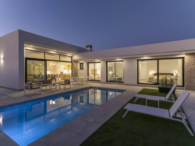 Chalet en venta en Urbanización Coto Riñales, Noroeste
