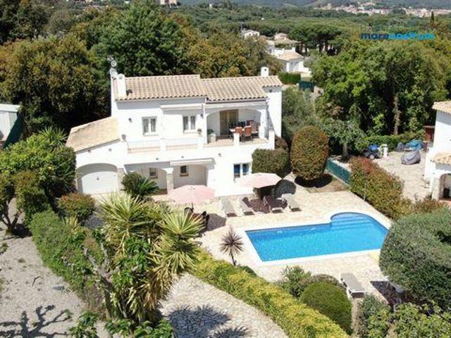 Villa en alquiler en Calonge