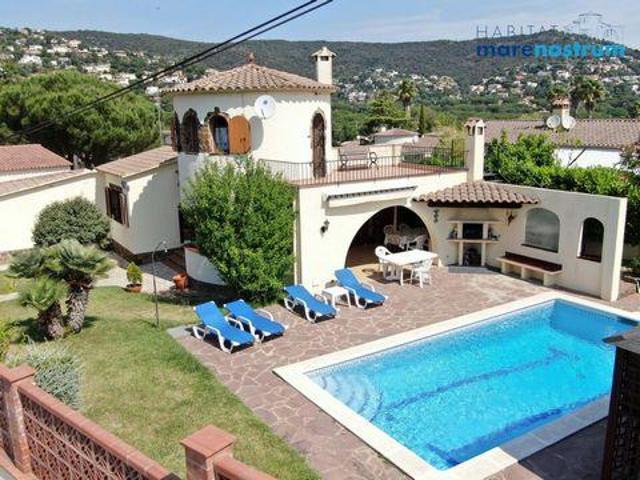 Villa en alquiler en Calonge