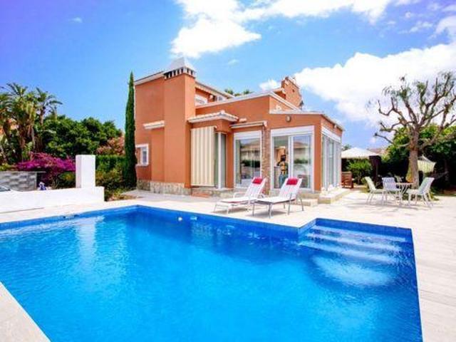 Chalet en alquiler en Barri Port / Centro, la Marina Alta