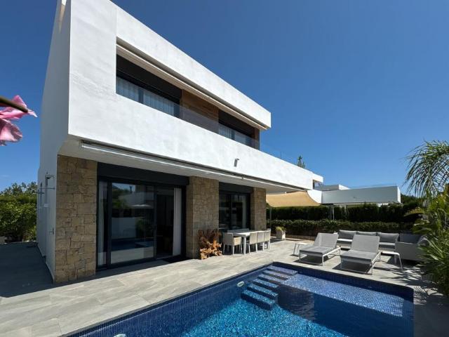 Chalet en venta en la Marina Alta, Valencia