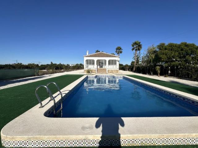 Chalet en venta en La Florida, el Baix Segura / La Vega Baja
