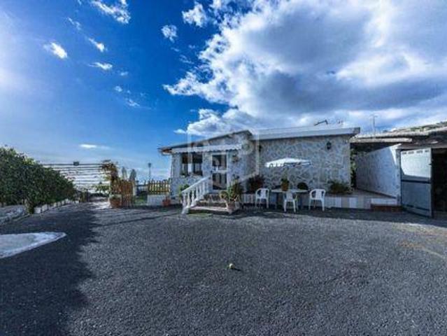Chalet en venta en Guía de Isora, Canarias