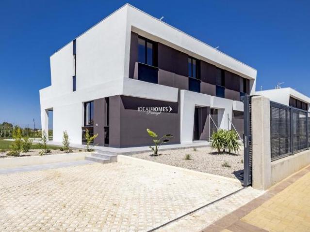 Chalet en venta en Huelva