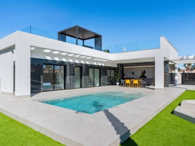 Chalet en venta en Urbanización Montemar, el Baix Segura / La Vega Baja