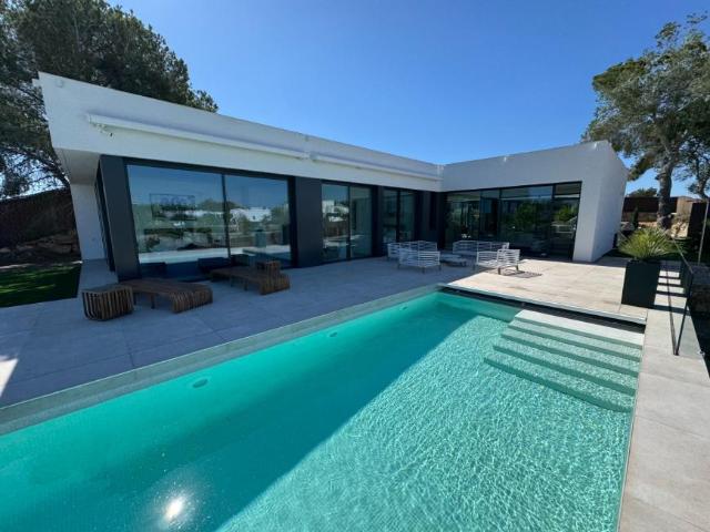 Chalet en alquiler en Alicante, Valencia