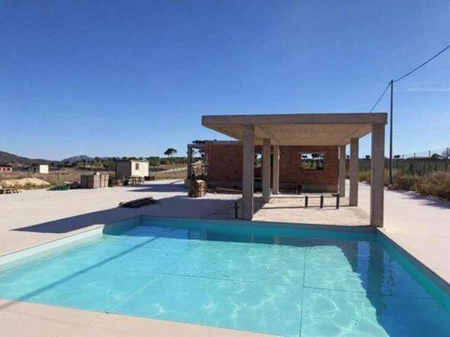 Villa en alquiler en El Pinós