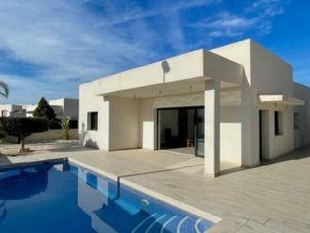 Chalet en venta en Rafal, Valencia