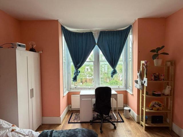 Apartment for rent in Harlesden, Greater London