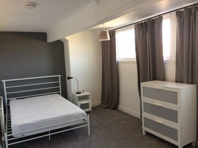Room for rent in Huddersfield, West Yorkshire