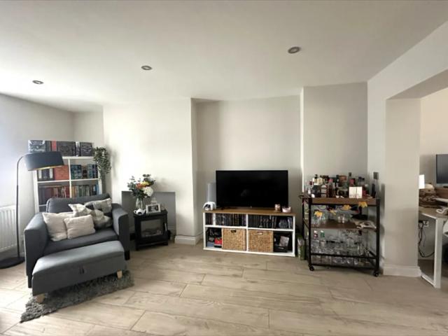 House for rent in Dunmurry, Northern Ireland
