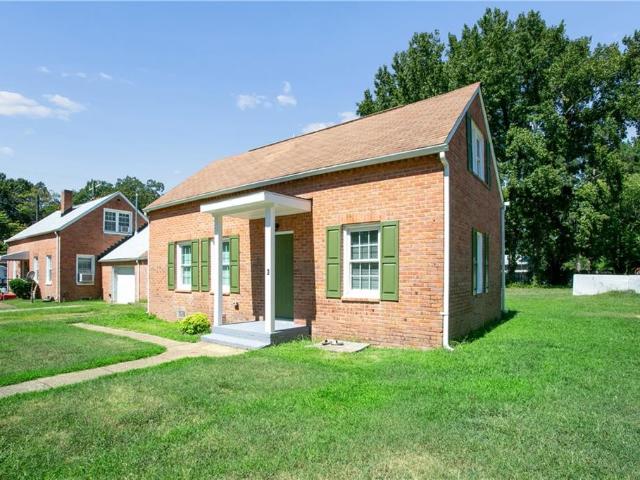 Townhouse for sale in Aberdeen Gardens, Hampton