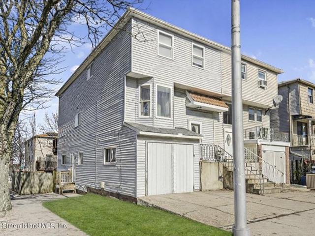 House for sale in Arverne, New York
