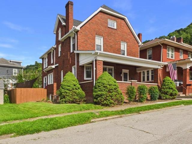 House for sale in Wheeling, West Virginia