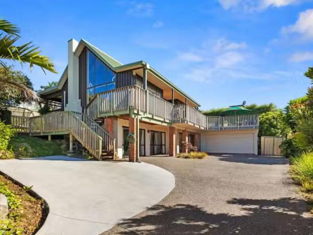 House for sale in Omokoroa, Bay Of Plenty