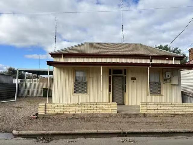 House for rent in Eildon, Victoria